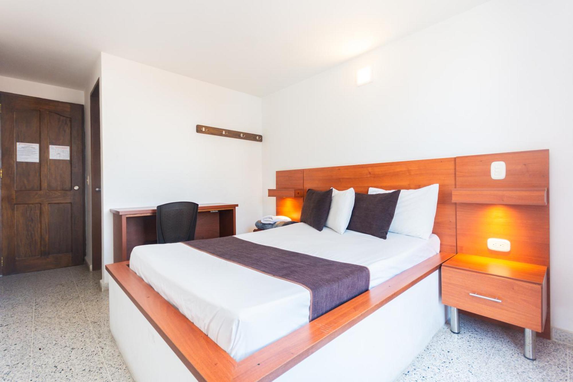 Hotel Bicentenario Rionegro Exterior photo