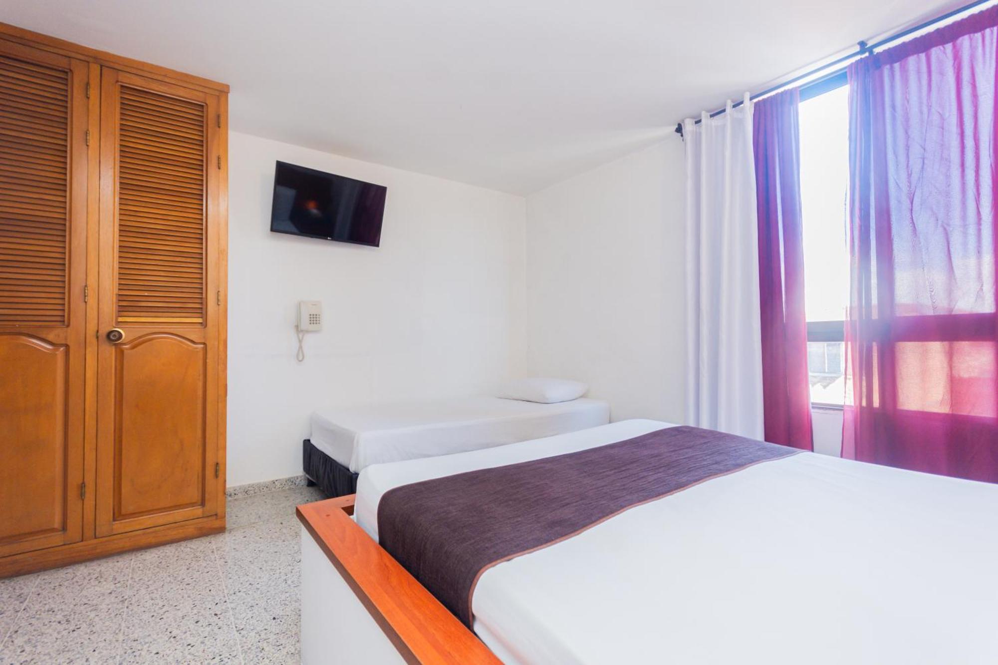 Hotel Bicentenario Rionegro Exterior photo