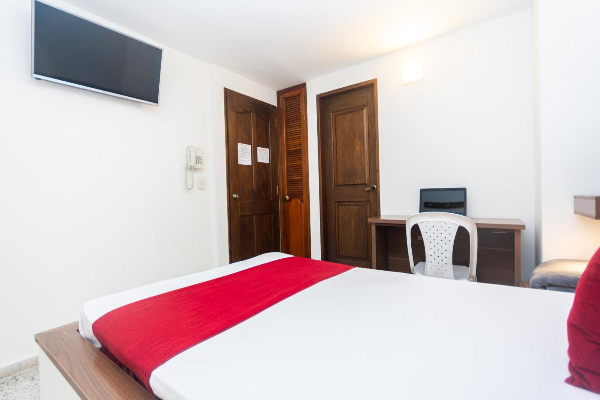 Hotel Bicentenario Rionegro Exterior photo